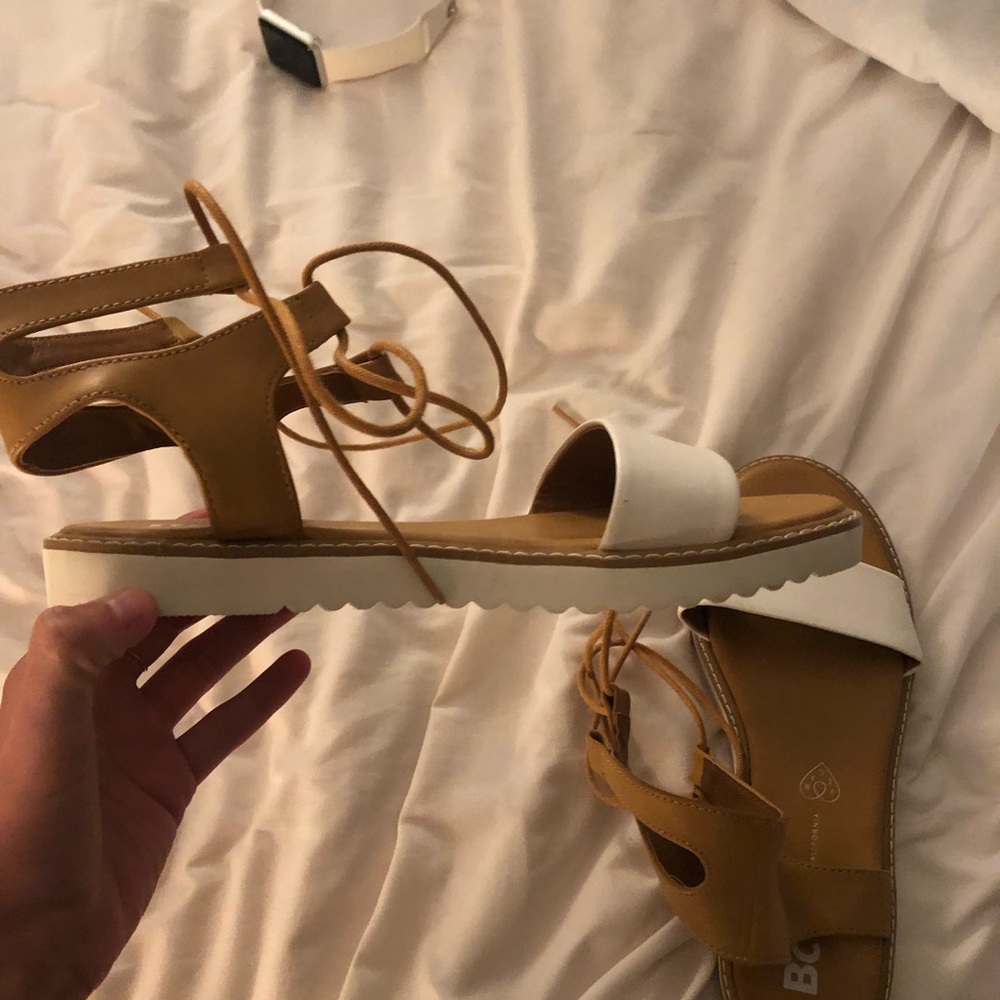 BC sandals - Picture 2 of 2